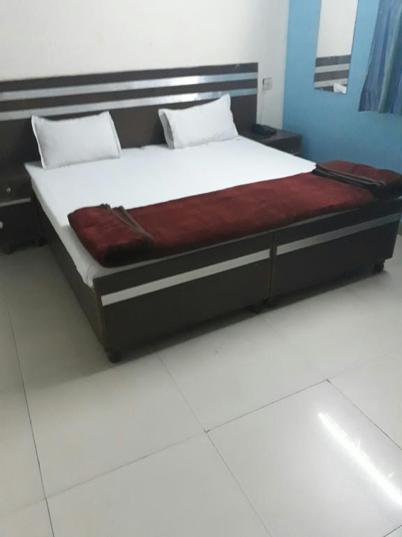 Hotel S P New Delhi Extérieur photo