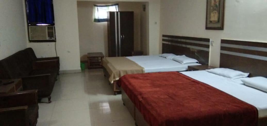 Hotel S P New Delhi Extérieur photo